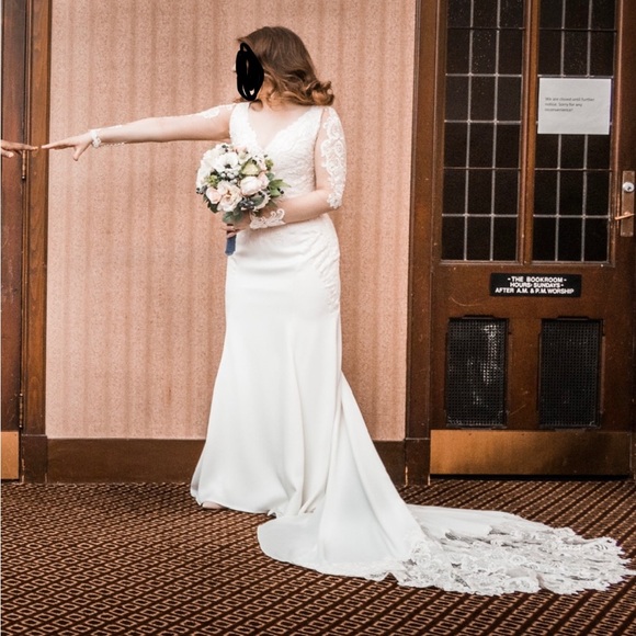 Used, altered Essence of Australia D2124 with veil. - Picture 6 of 15